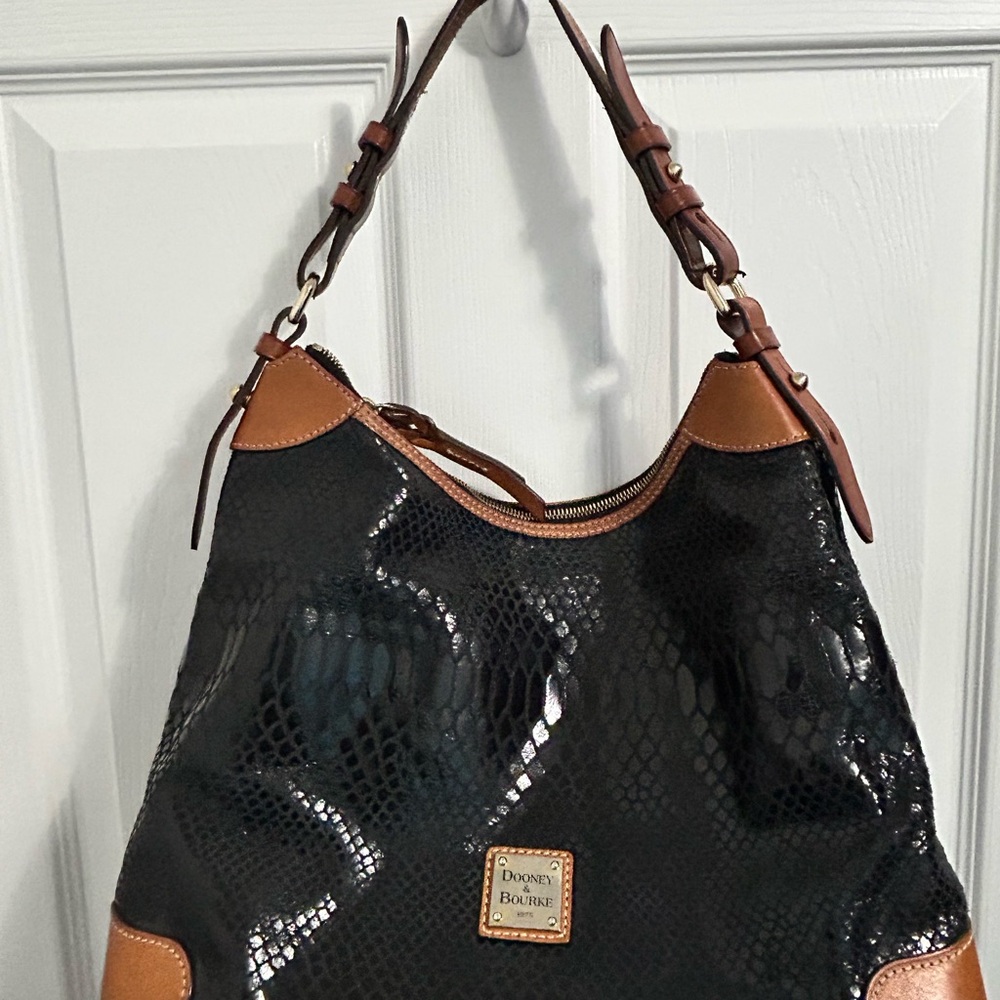 DOONEY & BOURKE Black and Tan Hobo Bag